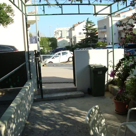 Iv&an Appartement Makarska