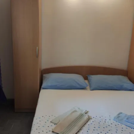 Iv&an Apartman *